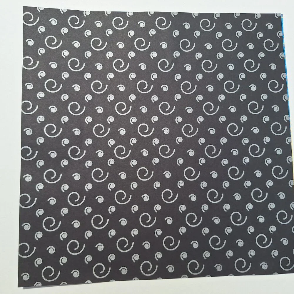 Mickey Head - Disney 12x12 Scrapbook Paper Lot - NEW - Picture 3 of 8